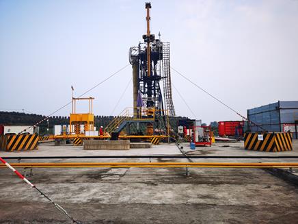 西南油氣頁(yè)巖氣撬裝式井口試壓裝置(工作壓力:0~140MPa)